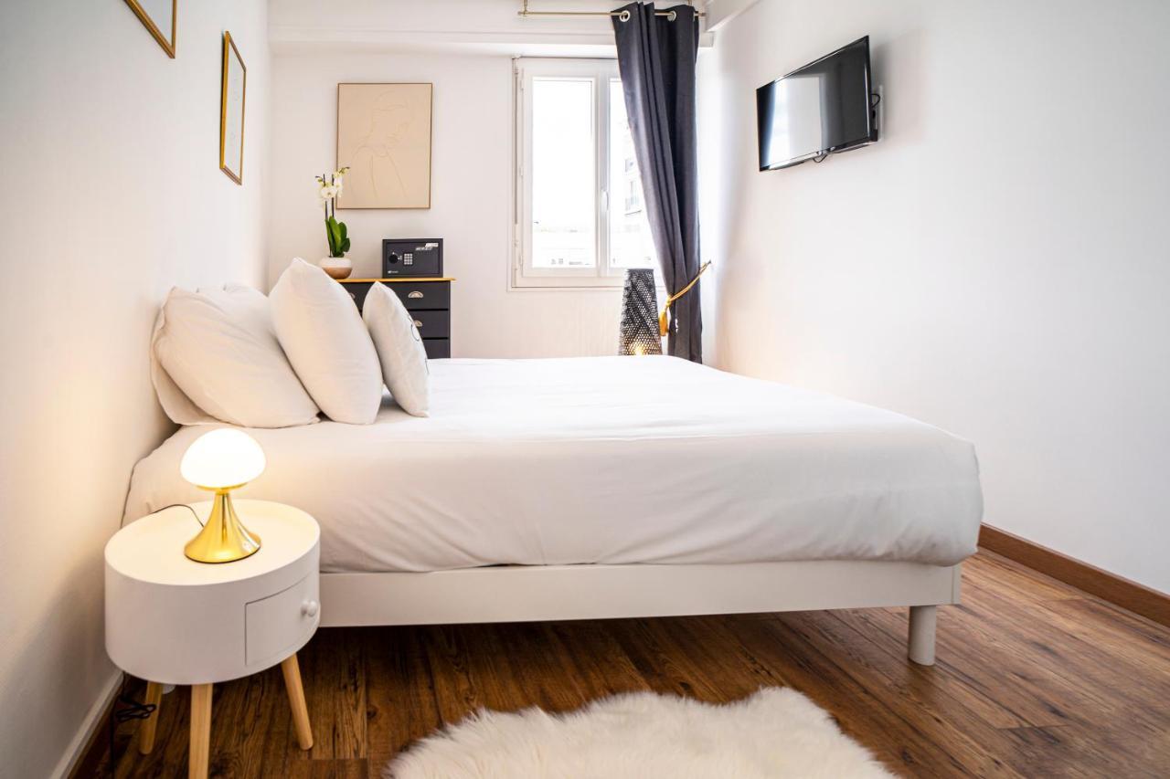 Appartement Au Palais des Pyrénées! Hyper centre -Clim-Balcon-Parking Gratuit à Pau Extérieur photo
